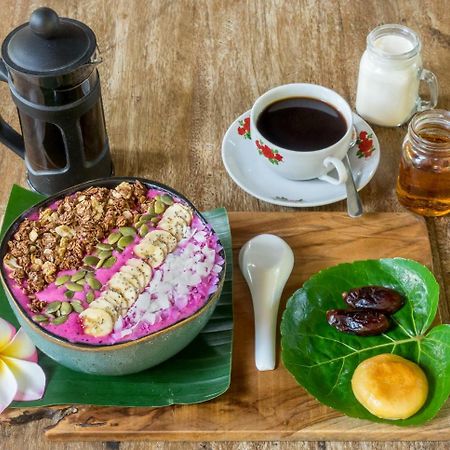 ホテルWoodstock Gili - Garden And Bungalows ギリ・トラワンガン エクステリア 写真