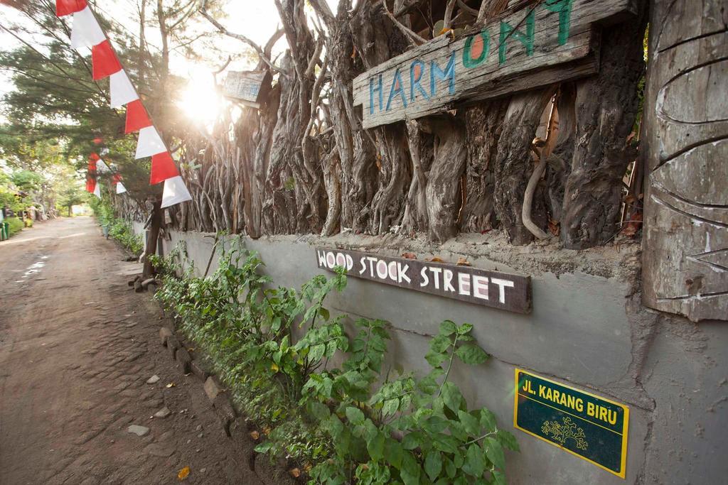 ホテルWoodstock Gili - Garden And Bungalows ギリ・トラワンガン エクステリア 写真