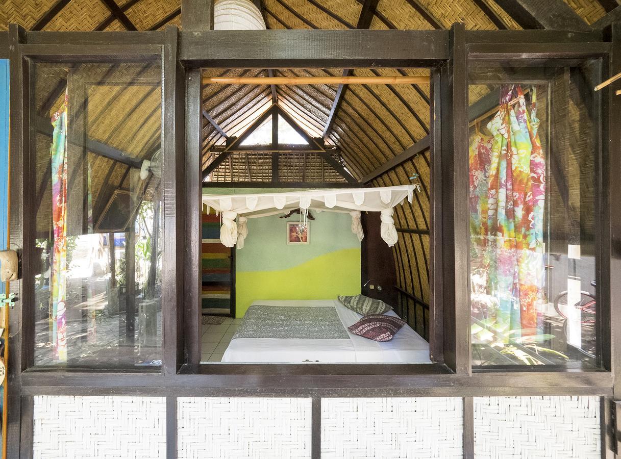 ホテルWoodstock Gili - Garden And Bungalows ギリ・トラワンガン エクステリア 写真