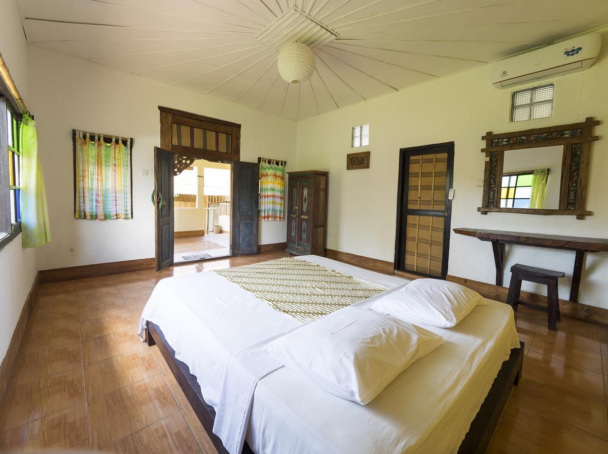 ホテルWoodstock Gili - Garden And Bungalows ギリ・トラワンガン エクステリア 写真