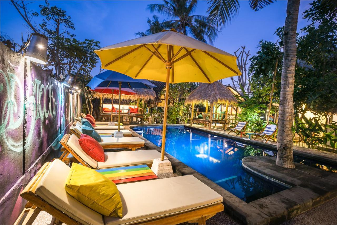 ホテルWoodstock Gili - Garden And Bungalows ギリ・トラワンガン エクステリア 写真