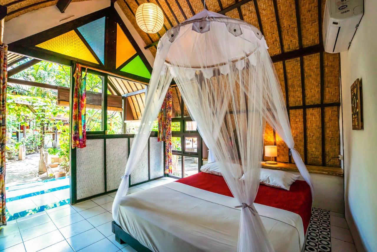 ホテルWoodstock Gili - Garden And Bungalows ギリ・トラワンガン エクステリア 写真